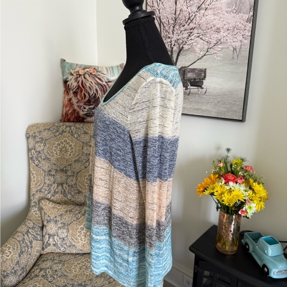 Ella Moss Cream and Blue Oversized Blouse - Picture 5 of 6